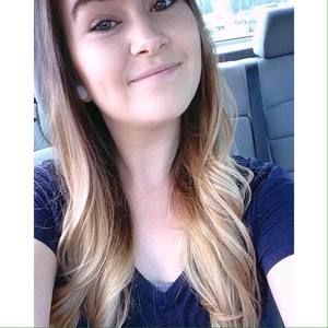 Meet your Posher, Holly